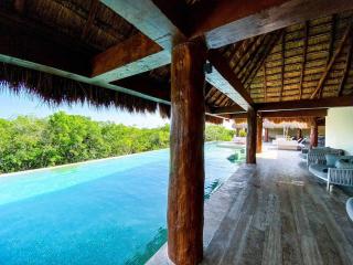 Chic Retreat with Wellness Amenities - 1