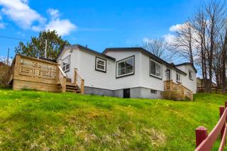 Samuelson House Quidi Vidi Deck Spa Bath - 2