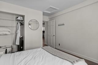 Mountain Escape 2 Beds Near Banff with BBQ and Views - 3
