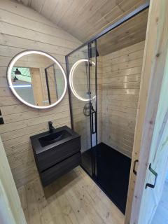 Romantický Tiny house s výhledem na Luž - 3