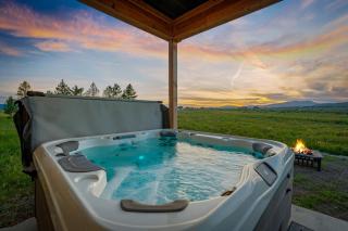 Sawtelle Shadow - Sleeps 22, Lake Access, Hot Tub, Yellowstone, Games - 9