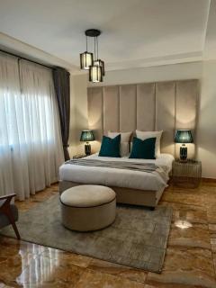 Cozy Apartment - 4