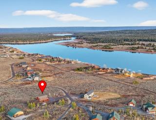 Buckskin Flats - Sleeps 18, By the Lake, Boat Ramp, Hot Tub, AC - 4