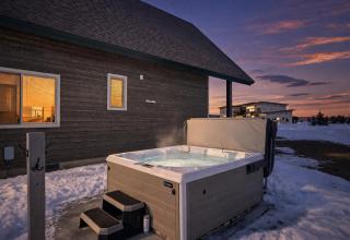 Timberline Lodge - Sleeps 22, Hot Tub, Games, Fire Pit, Yellowstone - 9