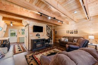 Lazy Dawg Cabin - 30min to Yellowstone, Pet Friendly, Fire Pit - 9