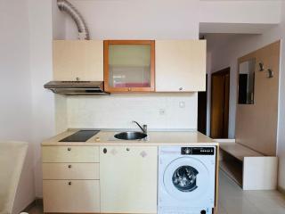 SUNNY HOUSE 202 One Bedroom Apartament - 2