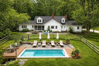 Elegant 7BR Estate with Pool & Hot Tub in Berkshires - 0