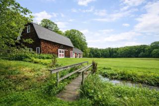 Elegant 7BR Estate with Pool & Hot Tub in Berkshires - 6