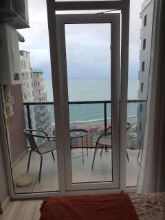 Seaview Guru Apartment Batumi - 8