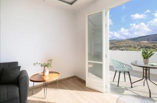 Queen Bee Naxos - 2