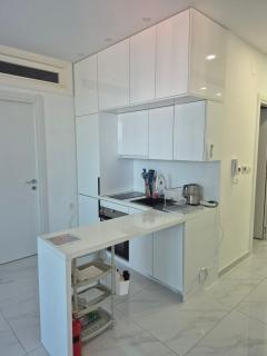 NONA'S SUNSET apartment - 6