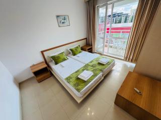 SUNNY HOUSE 205 One Bedroom Apartament - 8