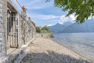 Lakefront Apartment with Beach Access - 7