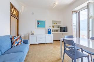 Lakefront Apartment with Beach Access - 5