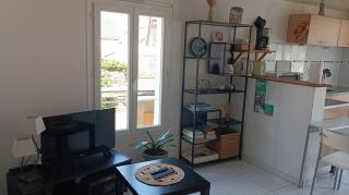 Petite maison Quartier Ste Croix - 2