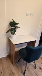 Modern Premium Cozy Home, Family & Couple Friendly, WiFi, AC, Netflix, Kitchen - Near to Manyata Tech Park and MG Road, 30min to Airport and Nandi Hills - 6