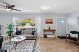 3 Bd 3 Ba Cocoa Beach 125 Wg - 8