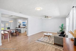 3 Bd 3 Ba Cocoa Beach 125 Wg - 7