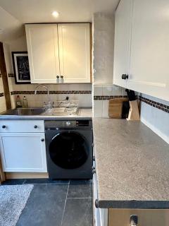 North Devon seaside cottage with log burner - 7