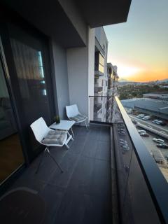 Angel's Luxury Apartment - 4