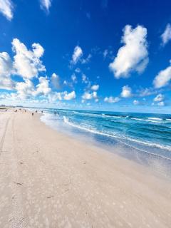 Luxury Beachfront Home at #1 Beach in USA - 7