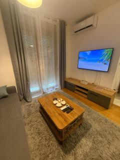 Solis Apartment & Free Garage Parking - 6