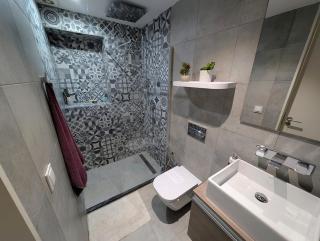 Design Ocean View 2BR in Plateau - AC & Fast Wi-Fi - 9