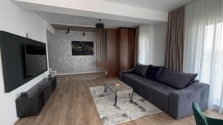 Boutique House By The Lake - 4
