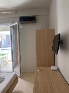 Blue Altera Deluxe Room - 5