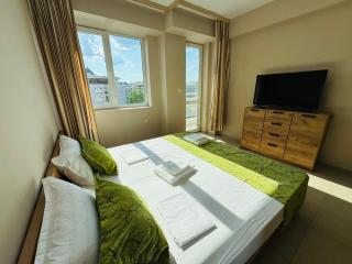 SUNNY HOUSE 401 Two Bedroom Apartament - 3