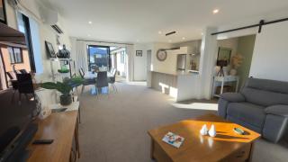 Family & Business Stay, near Lincoln University - 8