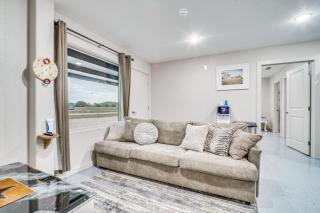 Family Fun! Quaint Seminole Home w/ Grill & Patio - 7