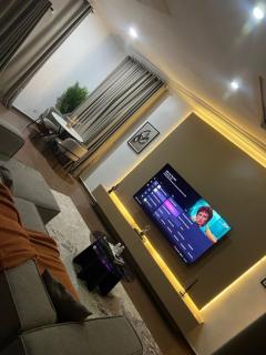 LuxeByEnny - 4