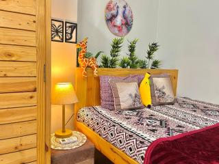 Urban Retreat - Wood - 8