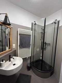 Modern Boutique Apartment near Lister Platz - 5