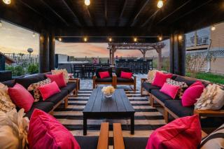 Seaside Rose Luxury Direct Ocean Front, Heated Pool, Hot Tub, Downtown, Game Room, Sleeps 28, Pets - 7