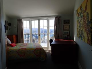 Sensational Views, Central, 2 Carparks - 6