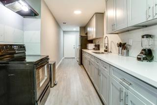 6 Mi to Dtwn! Family Home w/ Hot Tub in Houston - 8