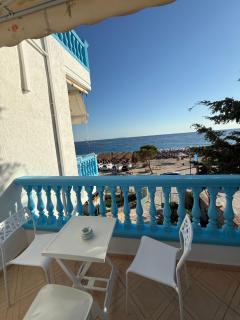 Yamas Hotel "Ex Malibu" - 4
