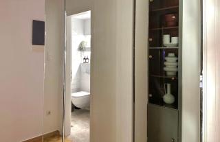 Modern Flat by Flisvos Marina & Trocadero - 2