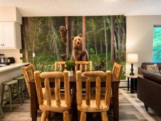 FirBear- AC, Pool, Hot Tub, Sauna, Tennis, Gym - 6