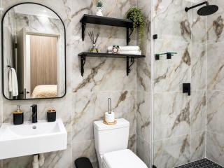 The Luxury Rosebank Apartment The Bolton 262 - 3