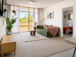 Surf Dance Apartments - 7