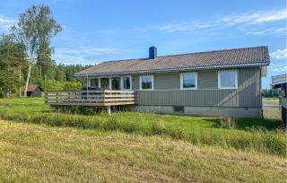 3 Bedroom Lovely Home In Våler - 1
