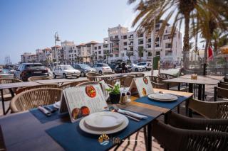 FullStay Marina Apartments - Pool and Beach Access, Breakfast and Parking Included - 7
