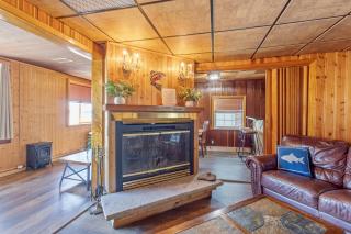 Riverside Cabin with Private Fishing Access! - 5