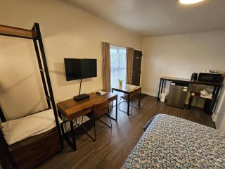 Rockfield Motel - 2