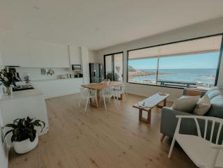 Stones Throw: Beachfront Escape at Stokes Bay KI - 5