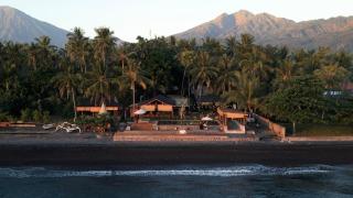 Vela Tianyar Boutique Resort - Oceanfront - 0