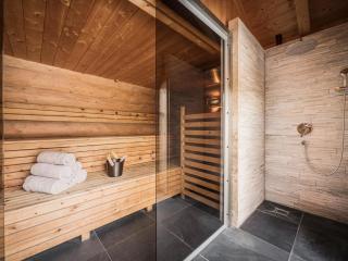 Modern chalet in the willow roof - 8